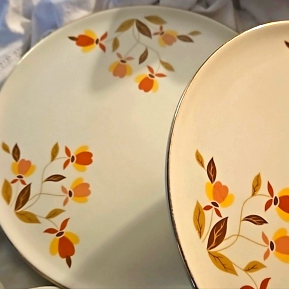 Set Hall Autumn Leaf Jewel Cake Plates Vintage Unused mid-century originals